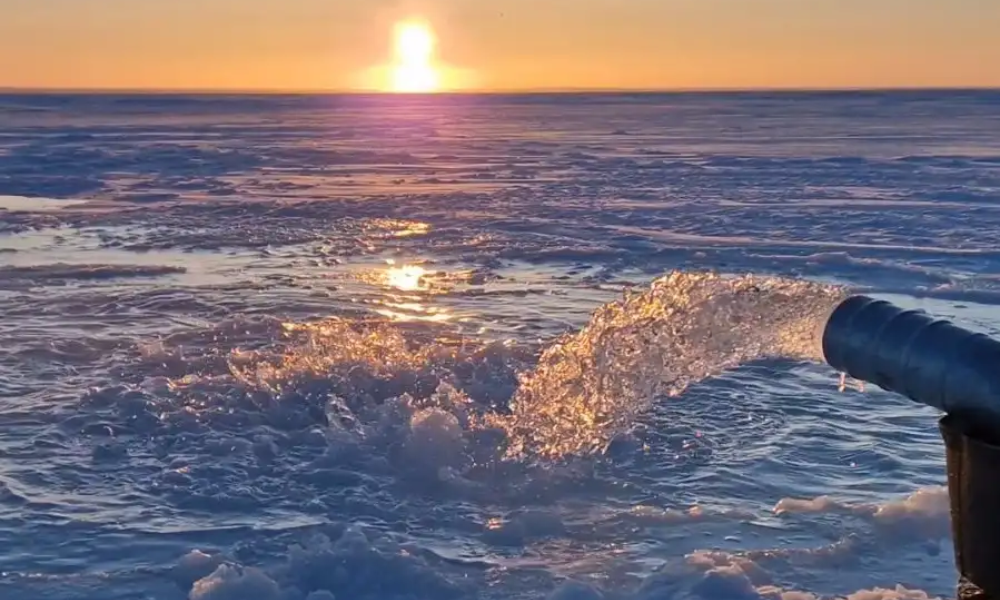 refreezing artic ocean