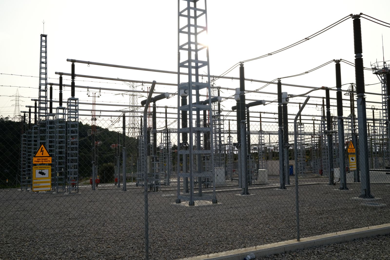 switchyard electric installations