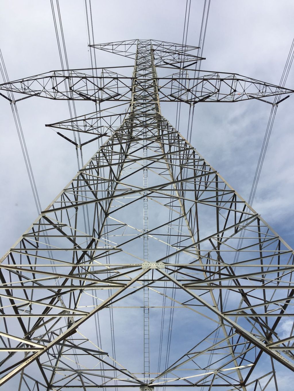 Energy infrastructure in Mozambique: Cahora Bassa, new gas and the transmission that will unlock&nbsp;both